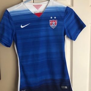 Girls USA Nike soccer jersey